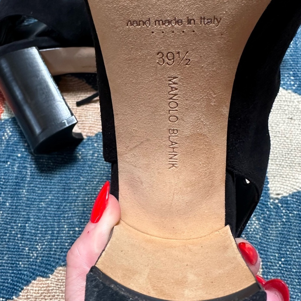 Manolo Blahnik Attal Black Suede Gladiator Lace-up Heeled Sandals - Like new - Picture 16 of 16